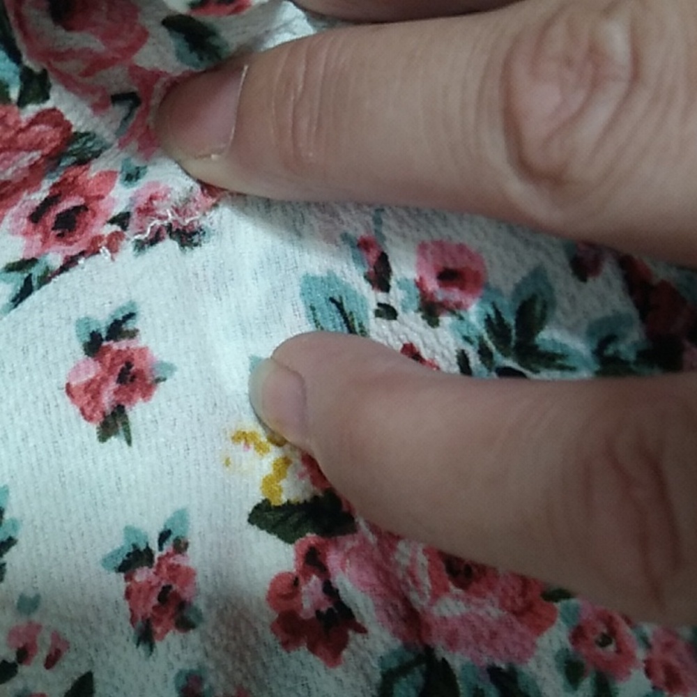 SALE! Mom & Co. Maternity Top Sz.S Couple Fixable Flaws (BX82) - Picture 8 of 9